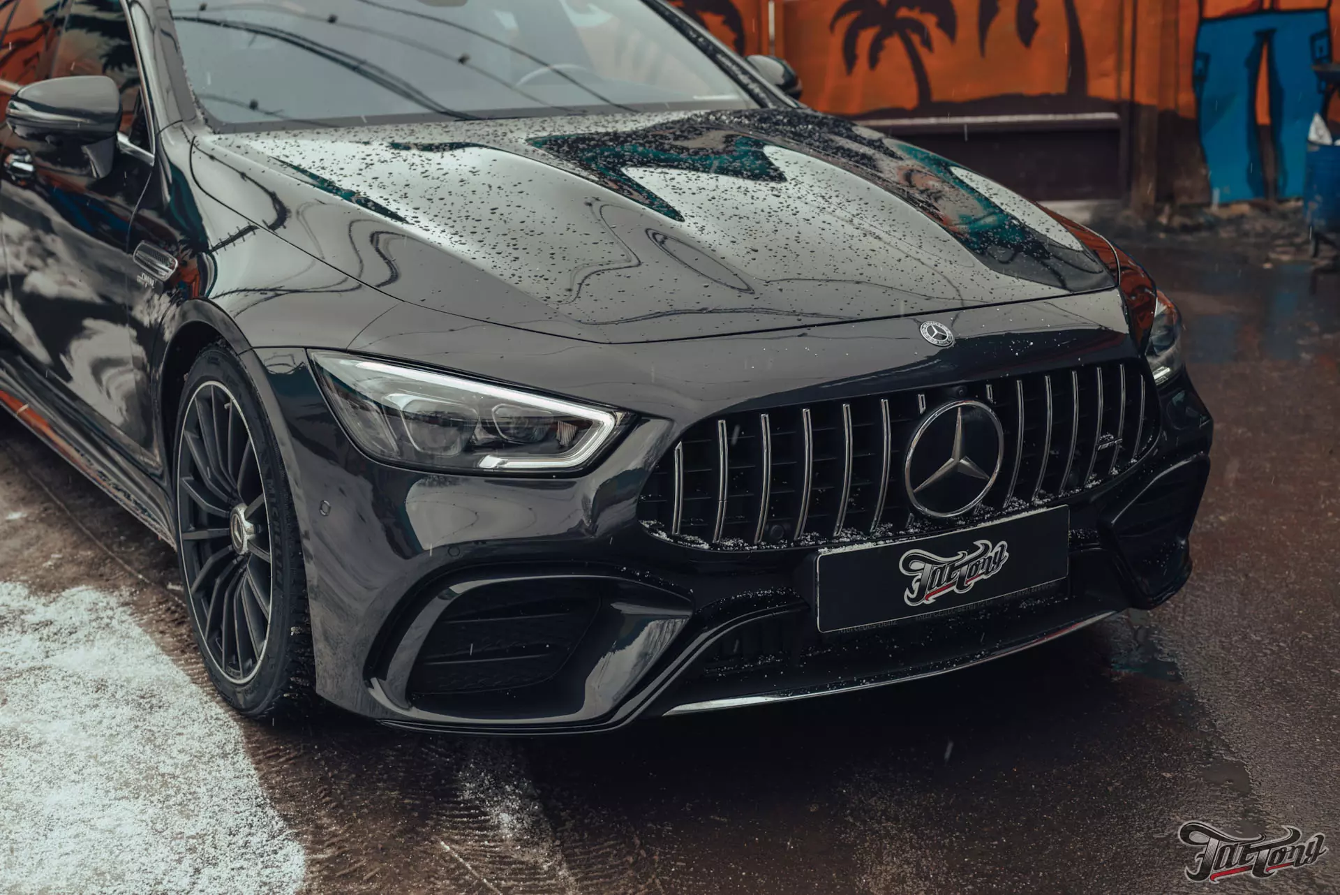 Mercedes-AMG GT 4 Door. Окрас бампера